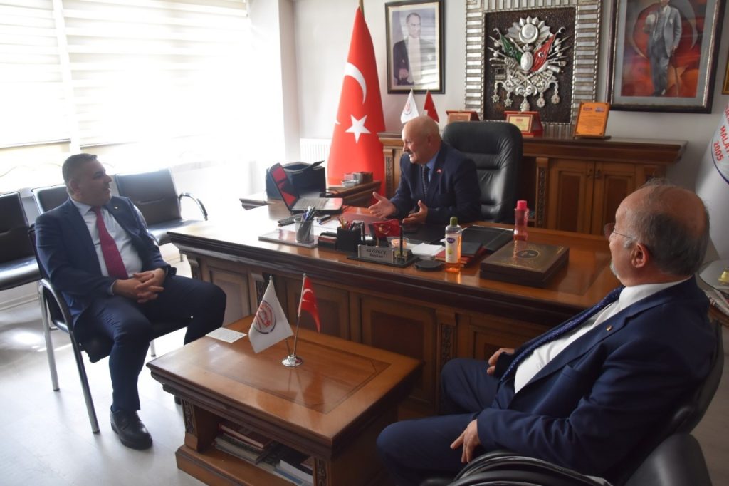 Başkan Sadıkoğlu’ndan emlakçı çağrısı