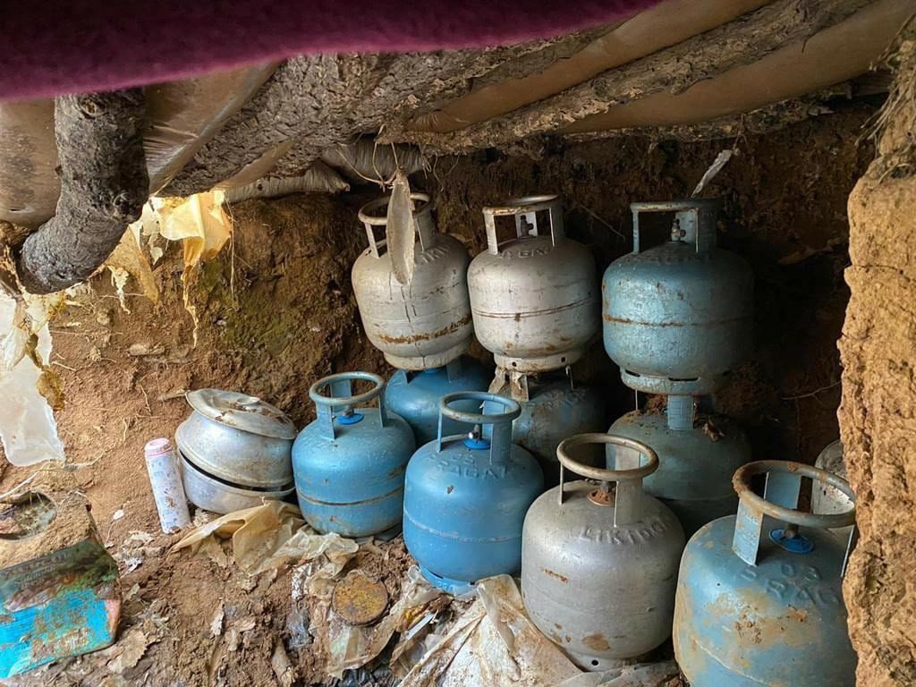 Bingöl’de terör örgütüne ait 6 odalı sığınak imha edildi