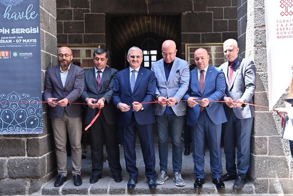 Diyarbakır’da ‘La Havle’ tespih sergisi açıldı