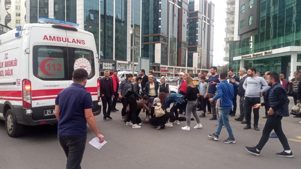Diyarbakır’da minibüsün çarptığı 79 yaşındaki kadın hayatını kaybetti
