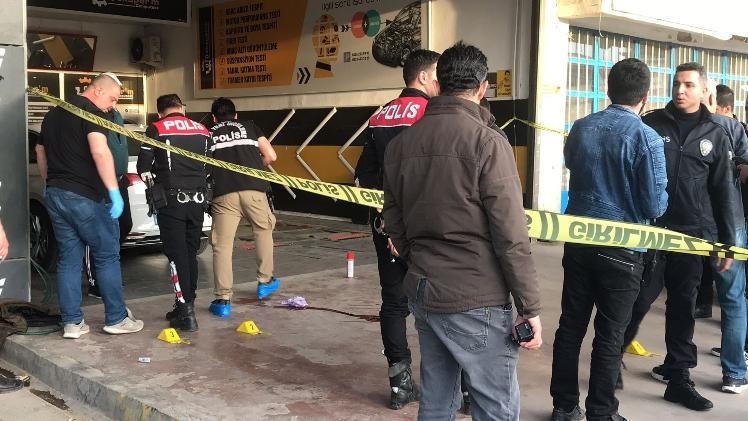 (Düzeltme) Elazığ’da silahlı kavga: 1’i ağır 3 yaralı