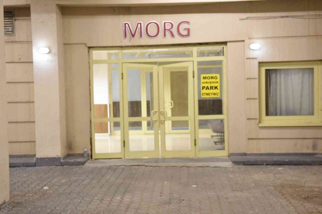 Elektrik direğine çıkan kişi akıma kapılarak hayatını kaybetti