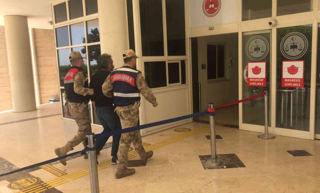 FETÖ’ye yardım eden öğretmen tutuklandı