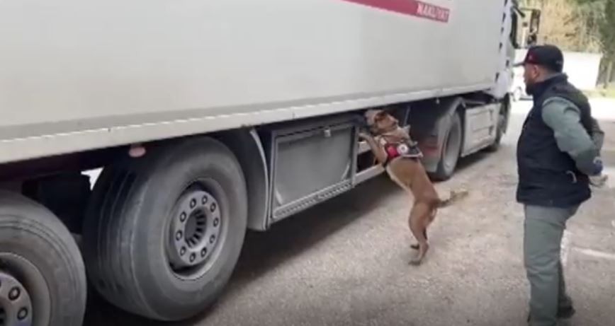 Gaziantep’te 10 kilo 450 gram metamfetamin ele geçirildi