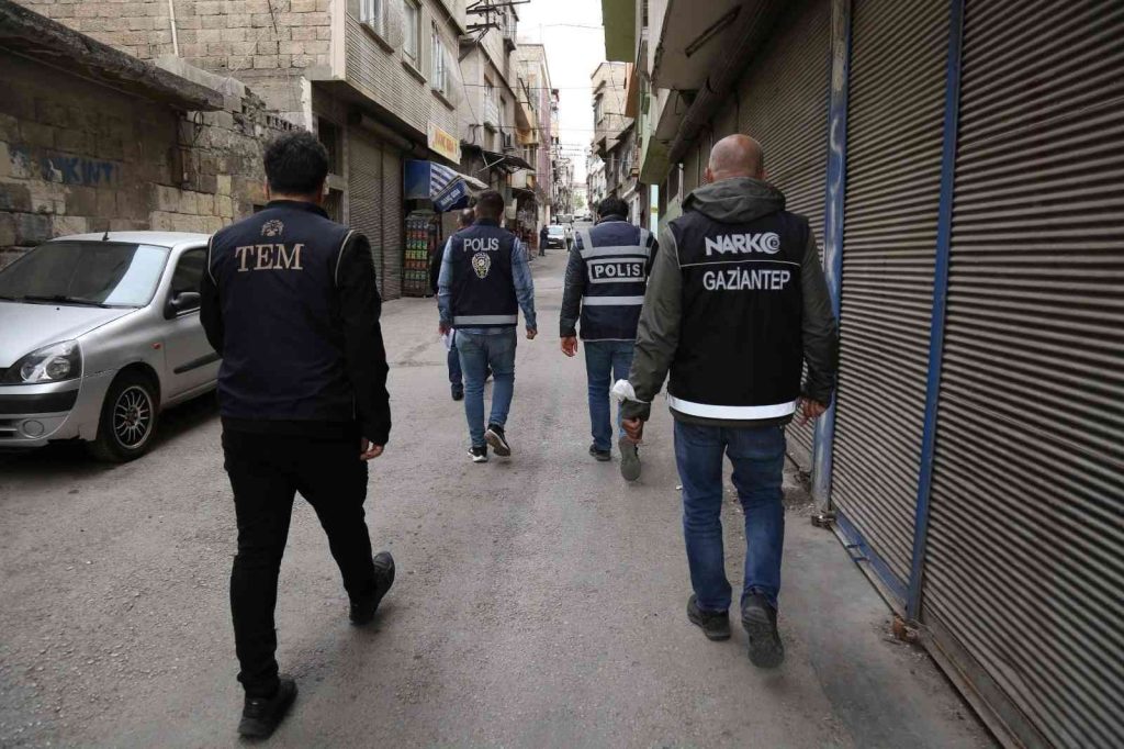 Gaziantep’te okul çevrelerinde dev denetim