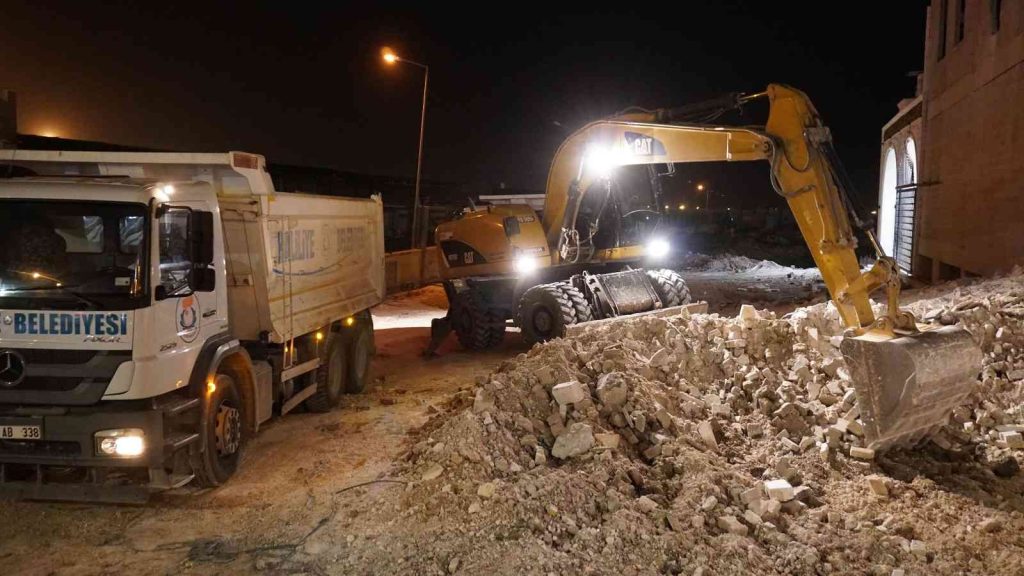 Haliliye’de gece mesaisi