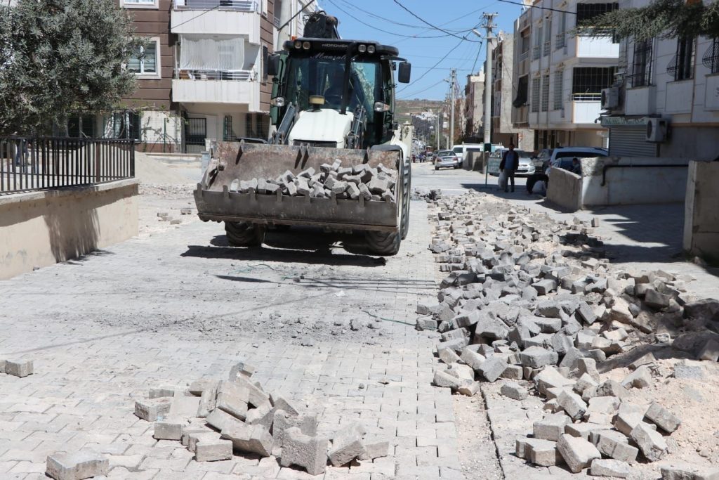 Haliliye’de yol çalışması sürüyor