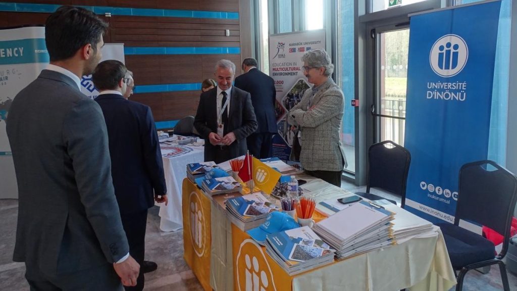 İnönü Üniversitesi Fransa’da eğitim fuarına katıldı