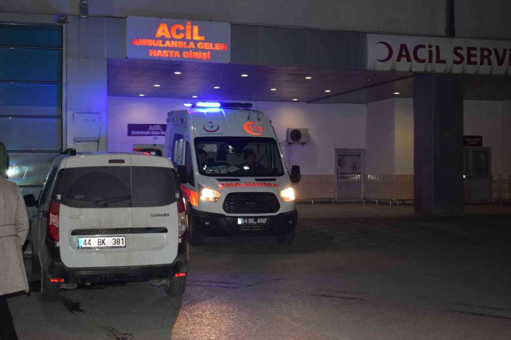 Malatya’da iki araç çarpıştı: 4 yaralı