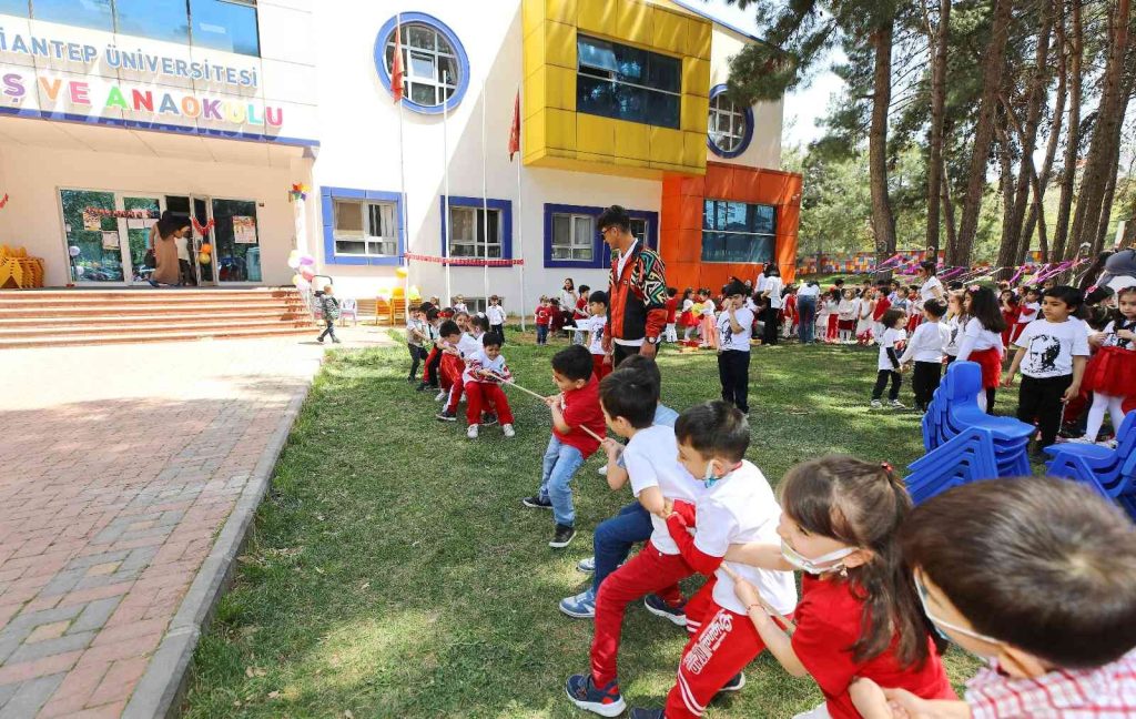 Minikler 23 Nisan’ı coşkuyla kutladı