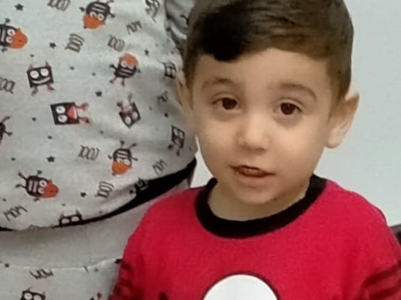 Nefes borusuna ceviz kaçan 2,5 yaşındaki çocuk hayatını kaybetti