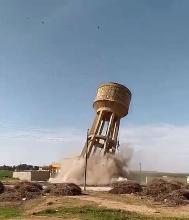 Şanlıurfa’da dev su deposu saniyeler içinde yıkıldı