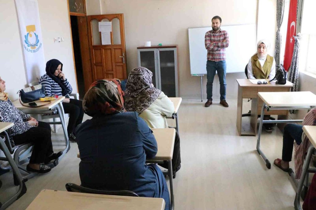 Şanlıurfa’da kadınlara sağlıklı beslenme semineri