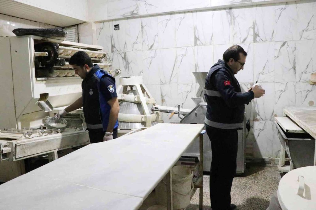 Şanlıurfa’da sahur vakti fırınlar denetimi