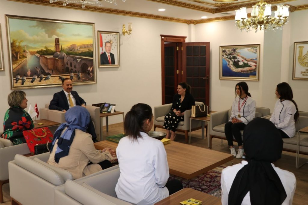 Şanlıurfalı öğrenciler yemek yarışmasında Türkiye şampiyonu oldu