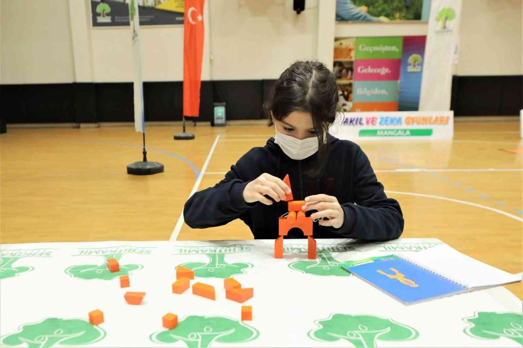 Yarıştılar, oynadılar, eğlendiler