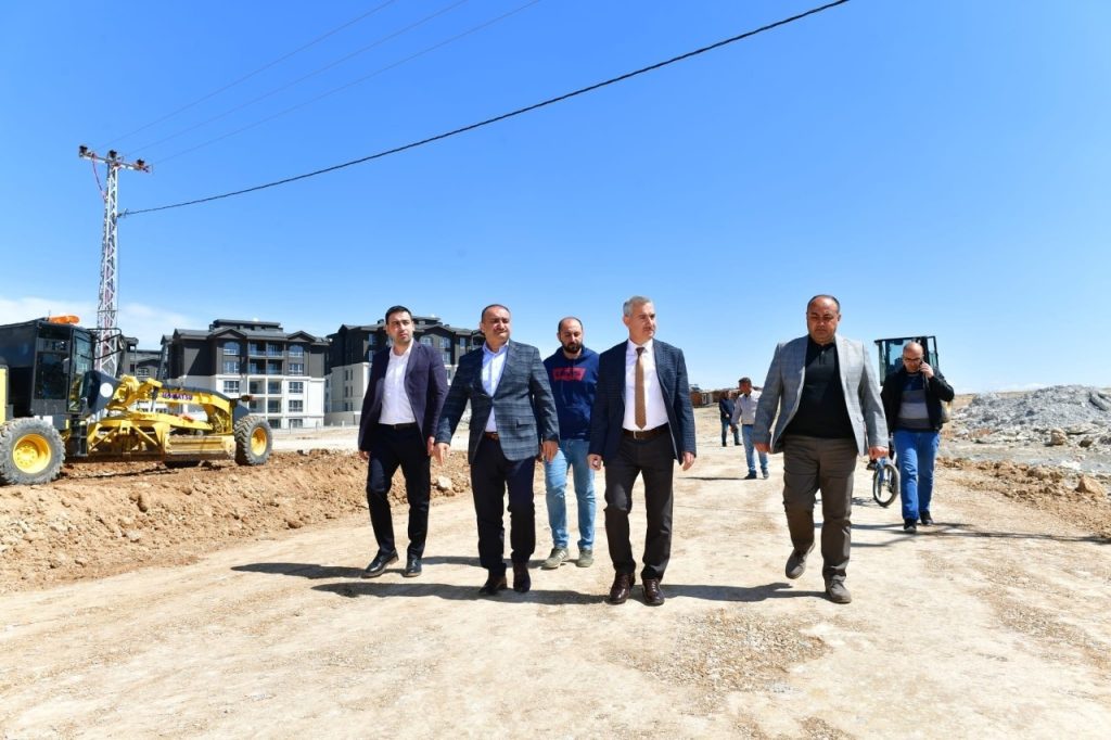 Yesilyurt’un mahalleleri cazip hale geliyor