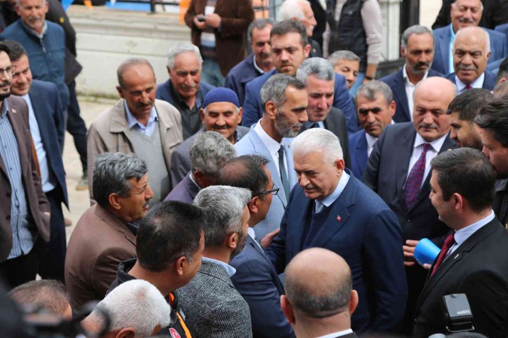 AK Parti Genel Başkanvekili Yıldırım: “Karadeniz dünyanın ihtiyacını 45 yıl boyunca karşılayacak enerji stokuna sahip”