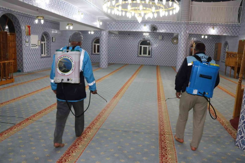 Bayramda Bozova’yı gül kokuyor