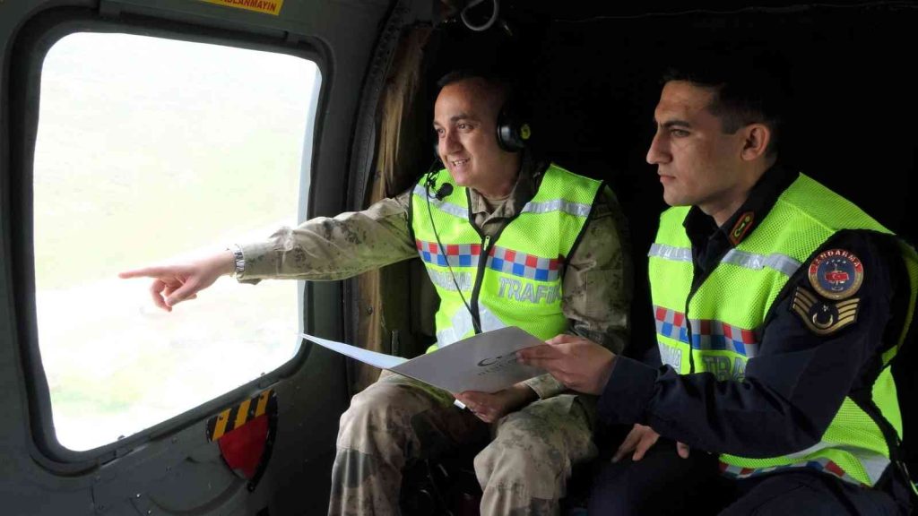 Bingöl’de bayramda helikopter destekli trafik denetimi