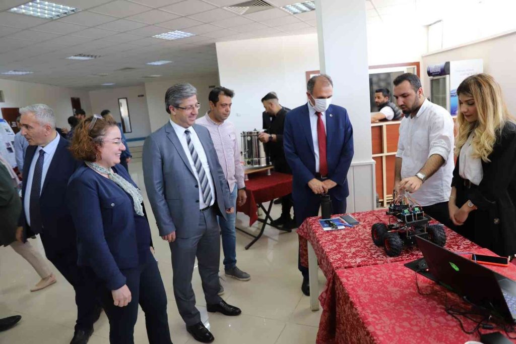’Fırat Yazılım ve Teknoloji Proje Pazarı’ etkinliği yoğun ilgi gördü