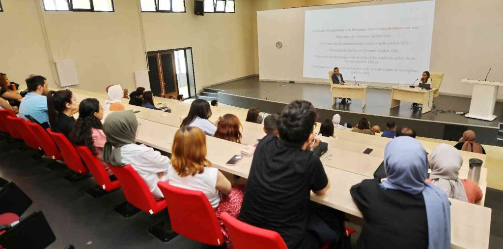 GAÜN’de bağımsız idari otoriteler söyleşisi