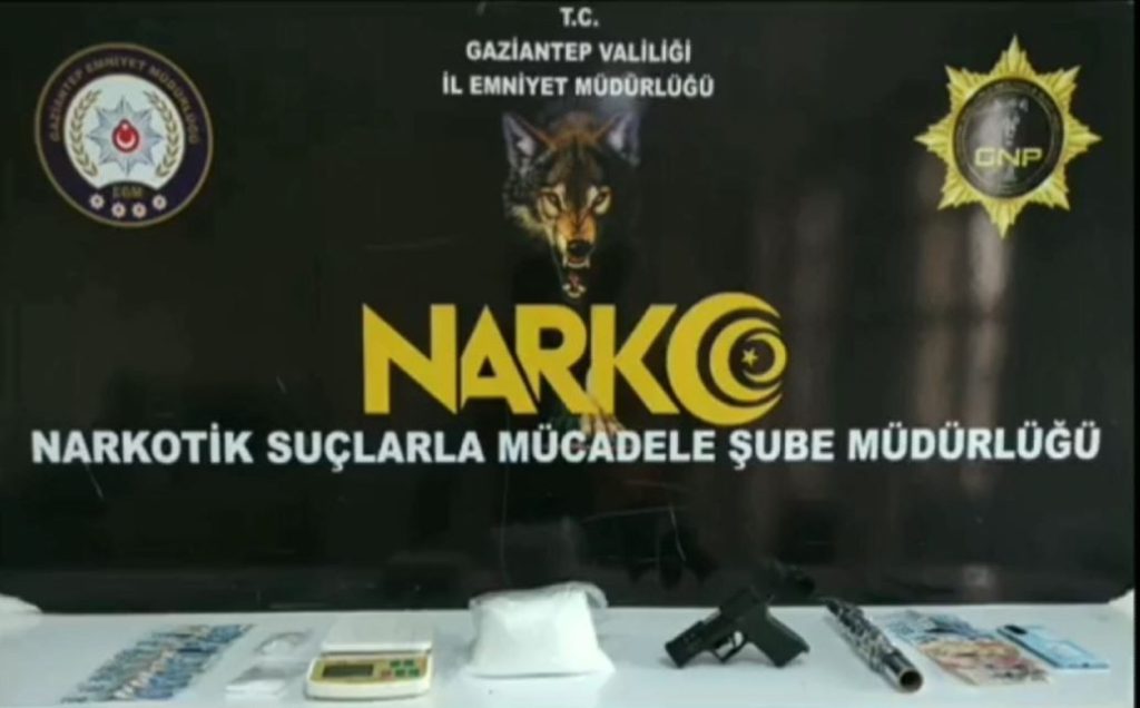 Gaziantep’te 1 kilogram metamfetamin ele geçirildi