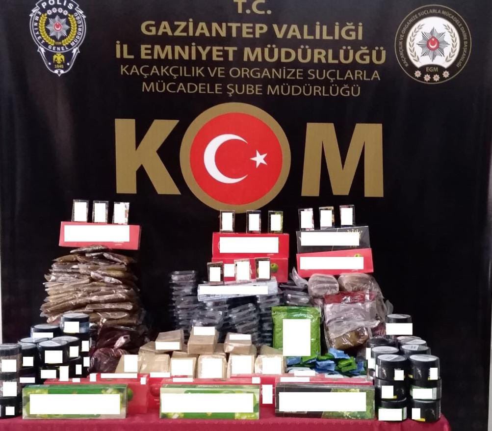 Gaziantep’te 134 kilogram kaçak nargile tütünü ele geçirildi