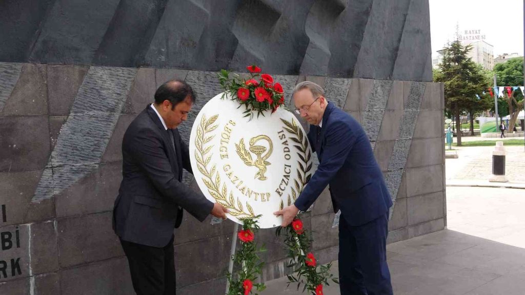 Gaziantep’te Eczacılık Günü kutlanıyor