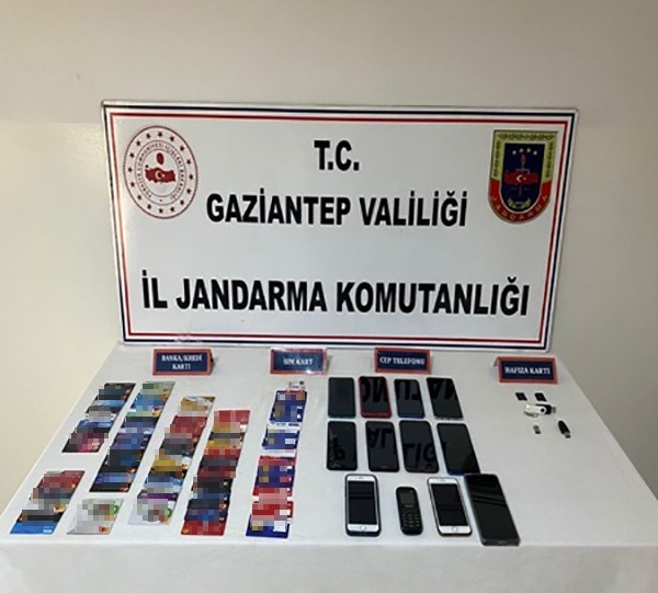 Jandarmadan siber dolandırıcılara operasyon: 10 tutuklama