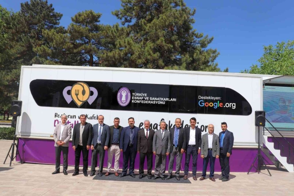 Malatya’da restoran ve kafeler dijitalleşiyor