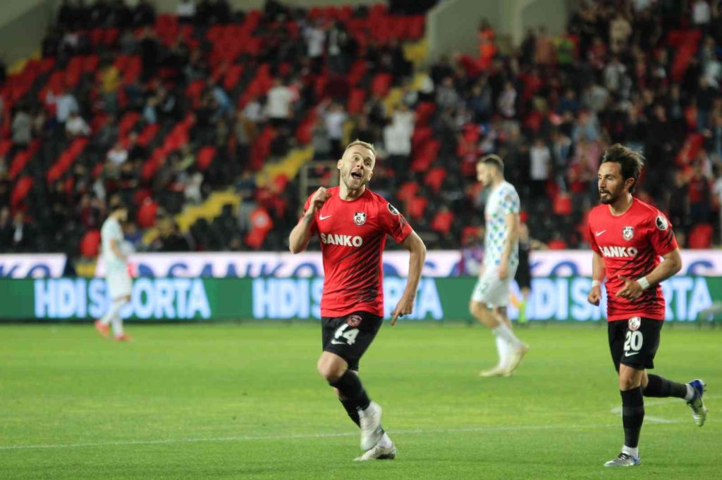 Spor Toto Süper Lig: Gaziantep FK: 2 – Çaykur Rizespor: 0 (Maç sonucu)