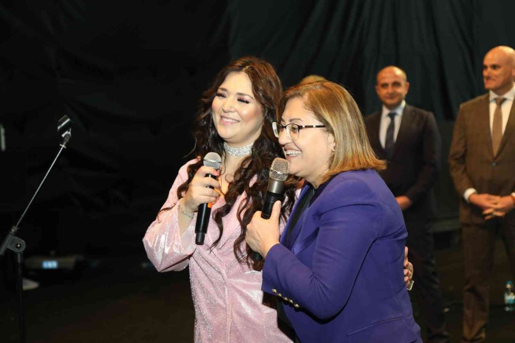 Ünlü ismi görünce defalarca kez ’’Maşallah’’ dedi