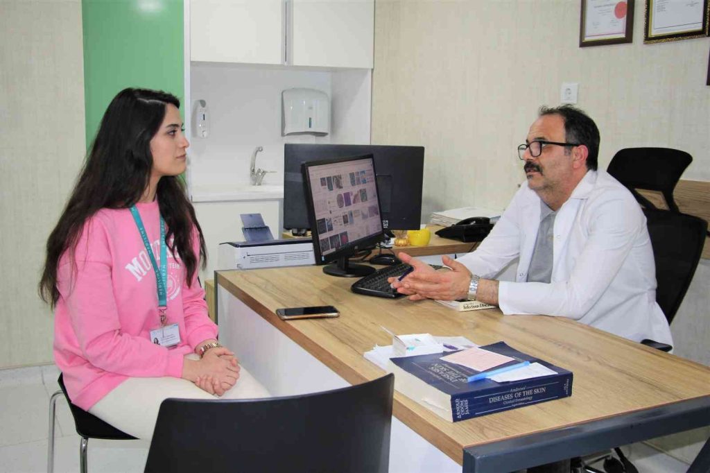 Uzm. Dr. Cihangiroğlu: “Salmonelloz, tifo veya benzeri klinik tablolara da neden olabilmektedir”