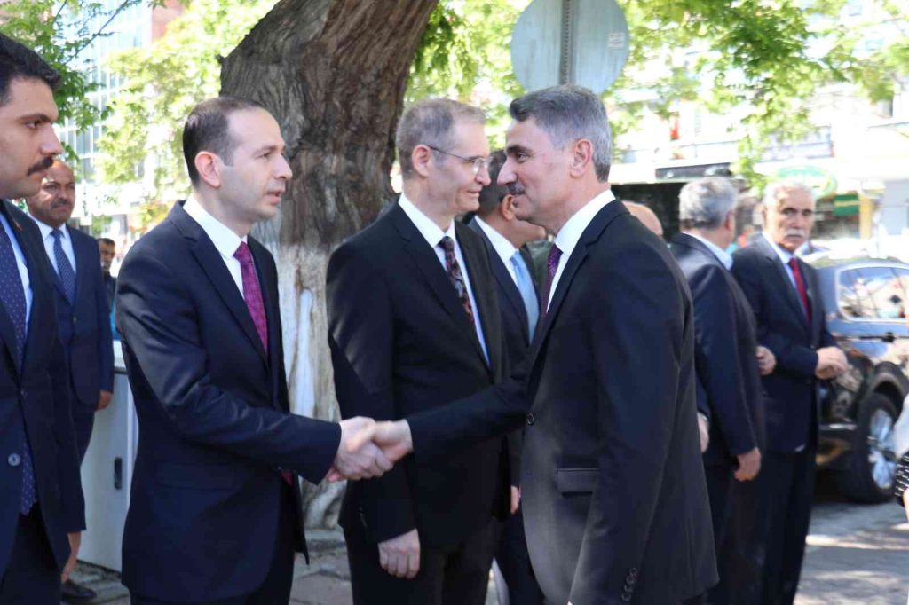 Vali Baruş, Malatya’dan ayrıldı