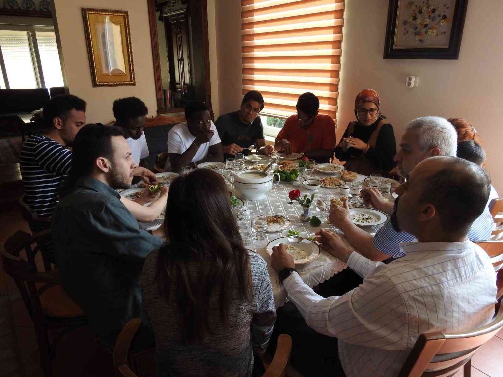 Yabancı uyruklu öğrenciler bayramı Gaziantep kültürüyle yaşadı
