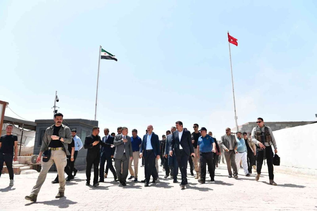 Bakan Soylu: “Telebyad’ın bu örnek duruşu bizi sevindirmekte ama bazılarını da kıskandırmaktadır”