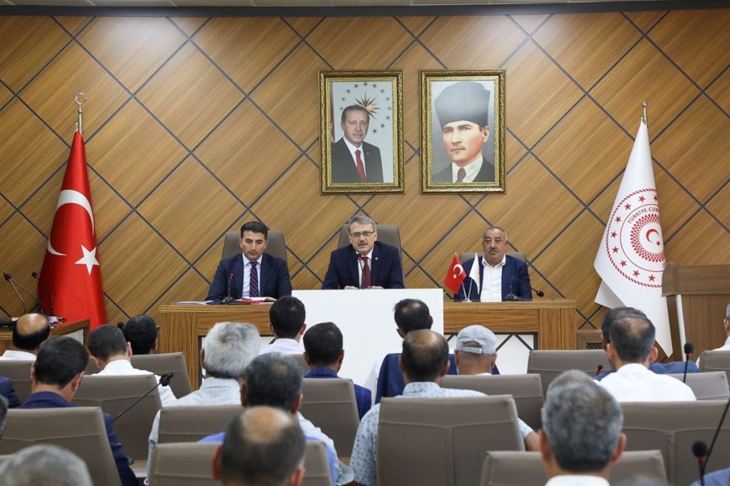 Bingöl Valisi Kadir Ekinci: “Bütçemizi 400 milyon liralık ek bir bütçeyle arttırdık”