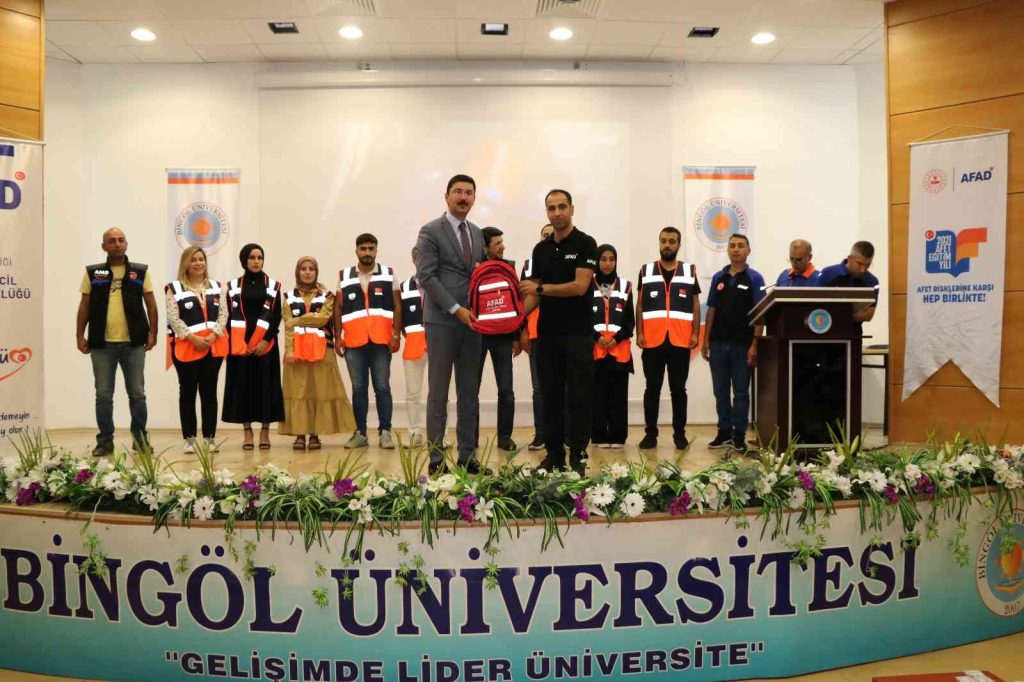 Bingöl’de 274 kişi AFAD gönüllüsü oldu