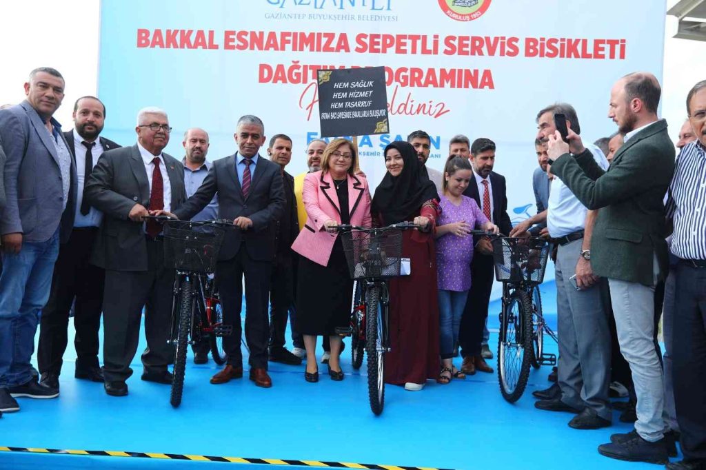 Büyükşehir’den bakkal esnafına 3 bin bisiklet