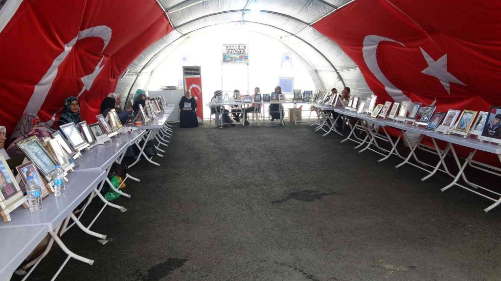 Direnişin annelerinden Üçdağ, “HDP gözyaşlarımızda boğulacak”