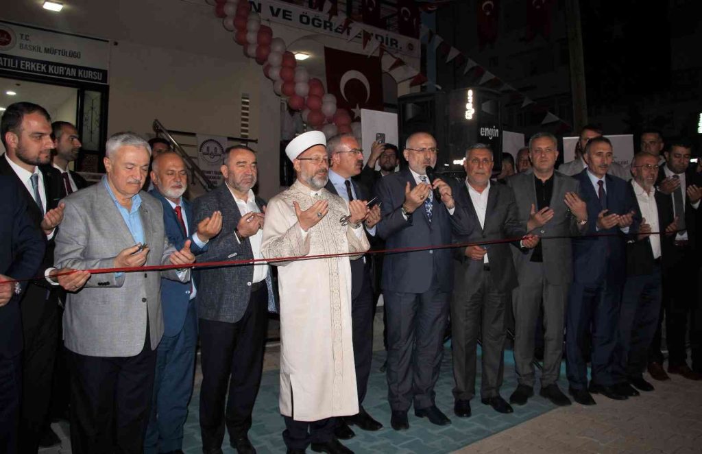 Diyanet İşleri Başkanı Erbaş, Elazığ’da 65 öğrenci kapasiteli Kur’an kursunun açılışına katıldı