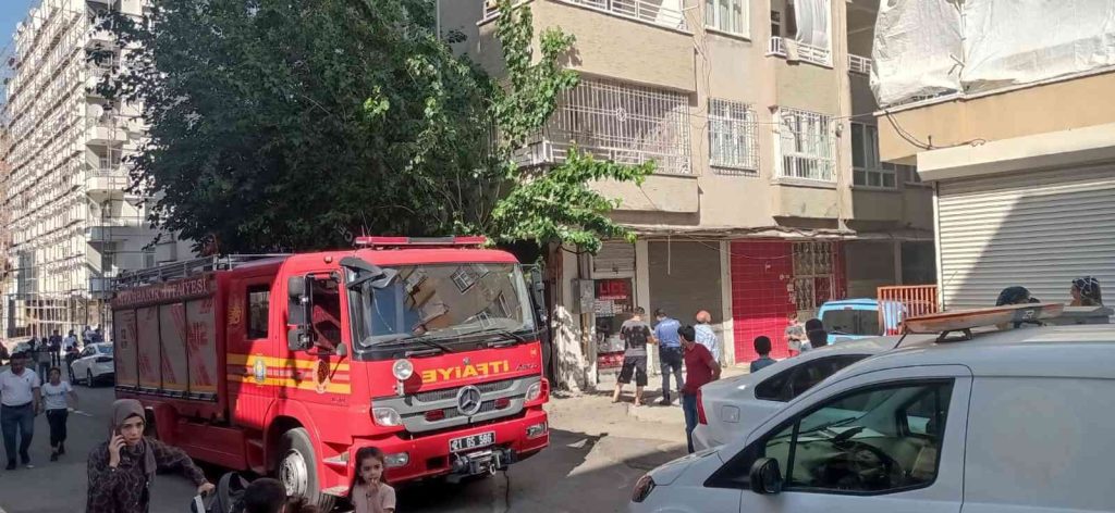 Diyarbakır’da kombi alev aldı, faciadan dönüldü