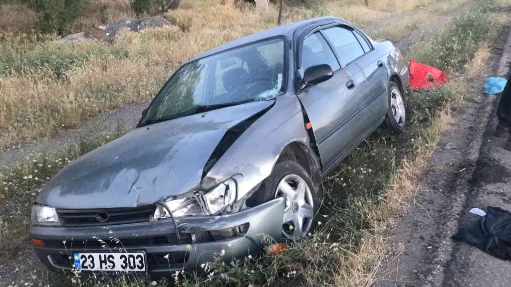 Elazığ’da otomobilin çarptığı çocuk hayatını kaybetti