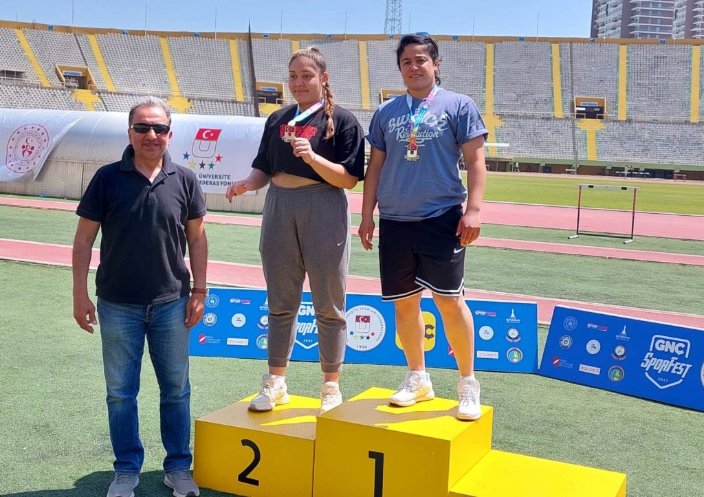 GAÜN’den 3 birincilik 7 madalya