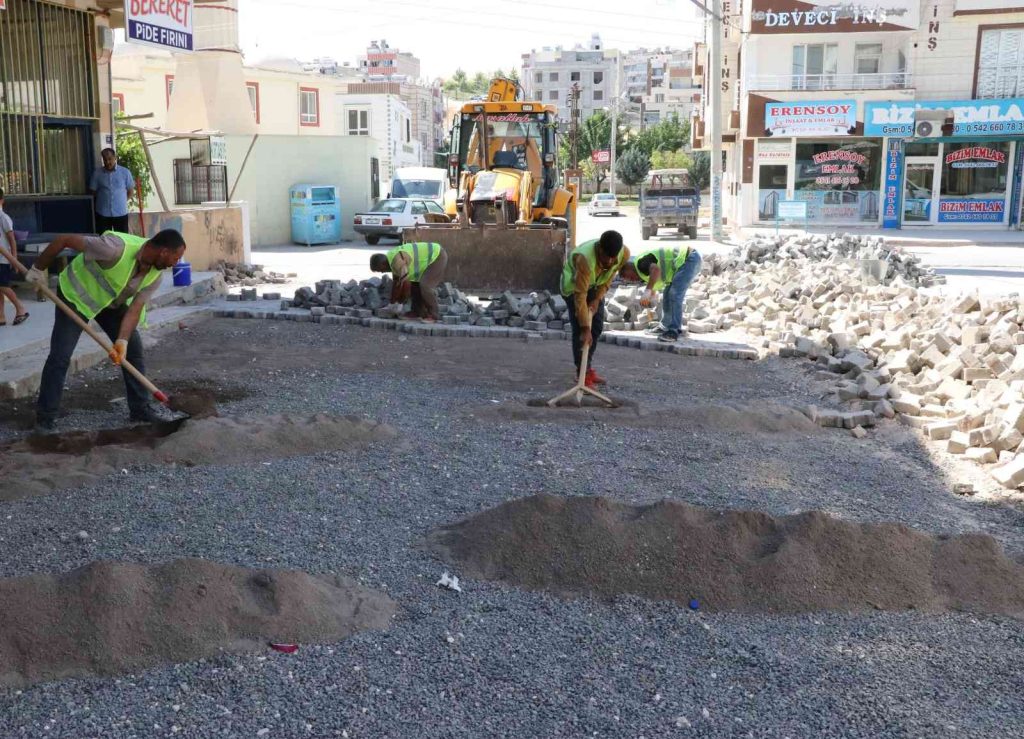 Haliliye sokakları yenileniyor