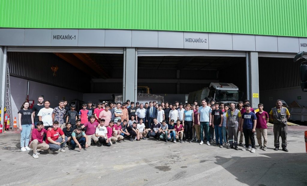 Öğrenciler kendine yeten belediye modelini inceledi