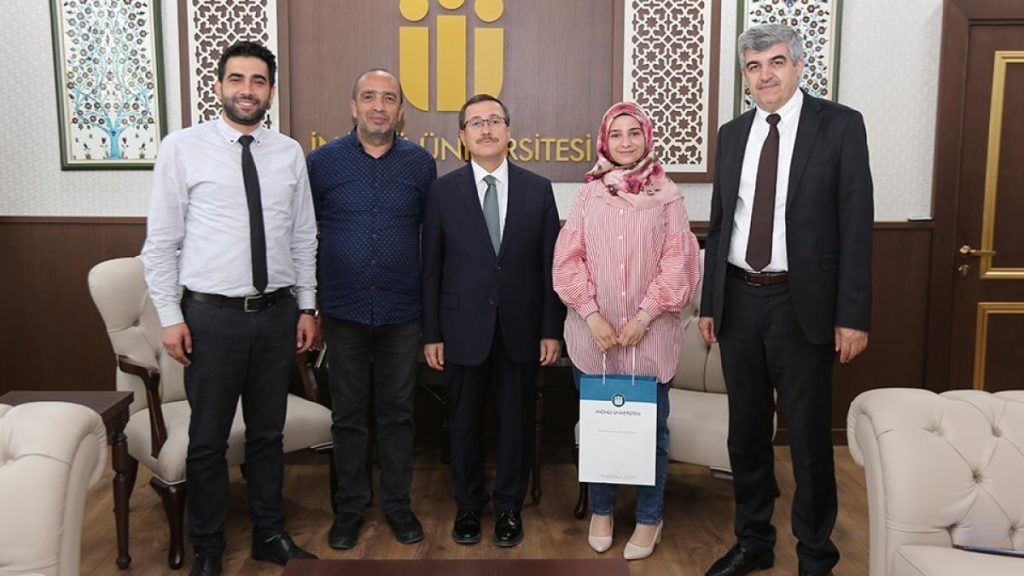 Rektör Kızılay’dan başarılı projeye destek sözü