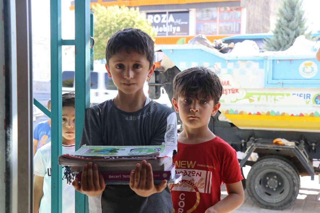Şanlıurfa’da atığını getir hediyeni götür projesi