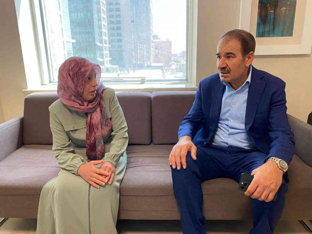 Belediye Başkanı Lale’den örnek davranış: Kanser hastasının tüm masrafını üstlendi
